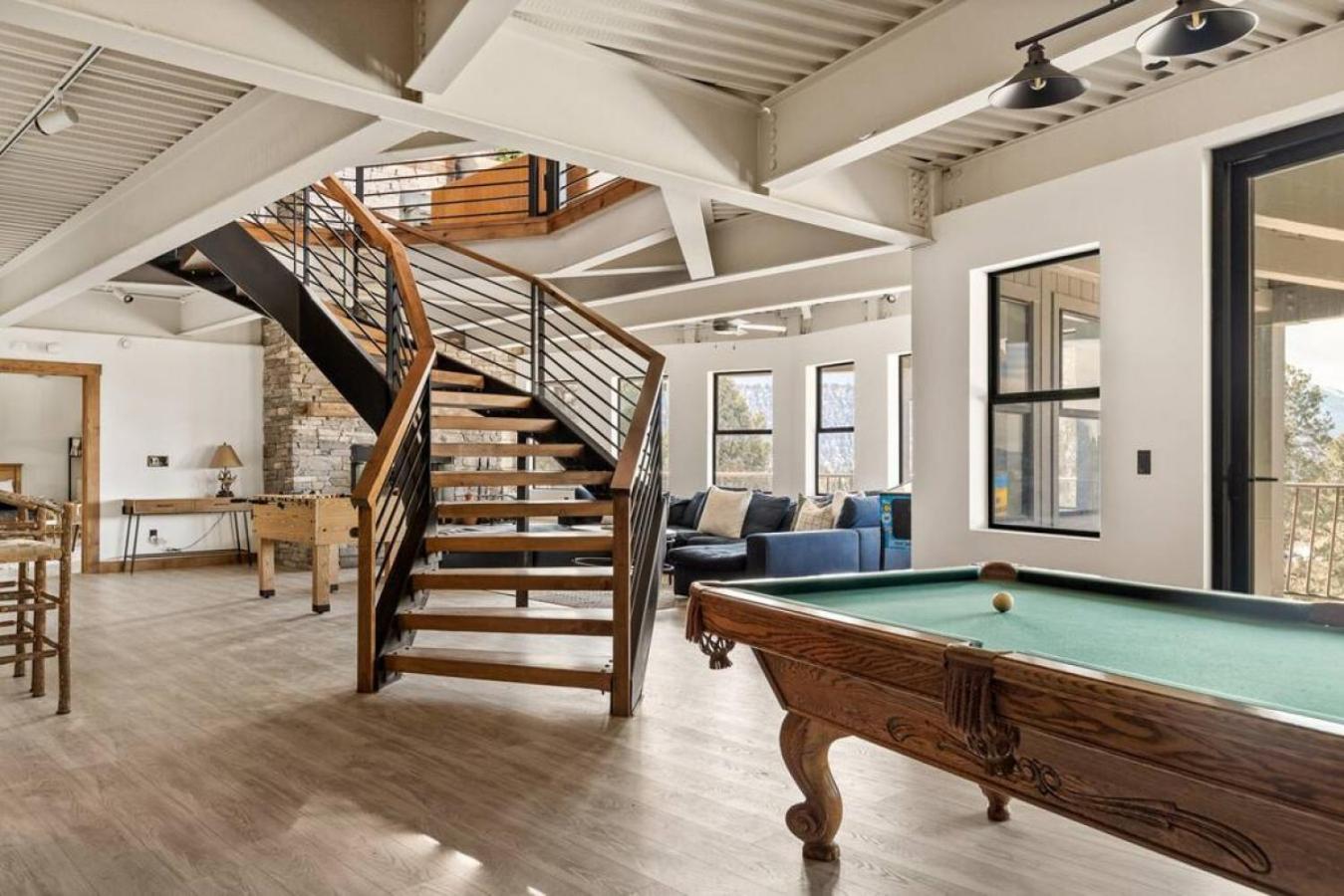 Steel Pine Lodge A Rustic Mountain Retreat Views Baldwin Lake 외부 사진